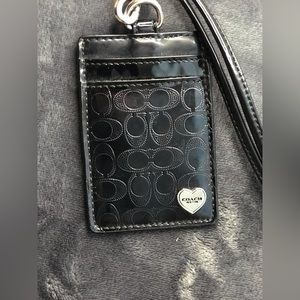 COACH PERFORATED EMBOSSED LIQUID GLOSS LANYARD ID CASE(COACH F62406)SILVER/BLACK
